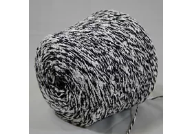 96% меринос, 4% ПА, Art: Mallow, Zegna Baruffa, цвет: молочно-черное мулине, 160 м/100 гр. (6167)