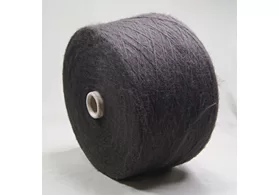 45% кидмохер, 25% нейлон, 30% ПА, Art. Giunone, Fashion Mill spa, цвет: коричневый со сливовым подтоном, 2/14,5 (725 м/100 гр.) (6276)