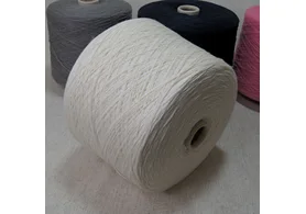 10% кашемир, 90% меринос, Art. Kirman, Linsieme, цвет: молочный, 2/14 (700 м/100 гр.) (6807)