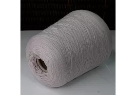 100% меринос, Art. Harmony, Tollegno 1900, цвет: жемчужный с розовинкой, 2/30 (1500 м/100 гр.) (6641)