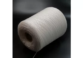 100% меринос, Art. Harmony, Tollegno 1900, цвет: молочный с розоватым подтоном, 2/30 (1500 м/100 гр.) (6266)