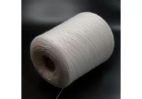 100% меринос, Art. Harmony, Tollegno 1900, цвет: молочный с розоватым подтоном, 2/30 (1500 м/100 гр.) (6266)